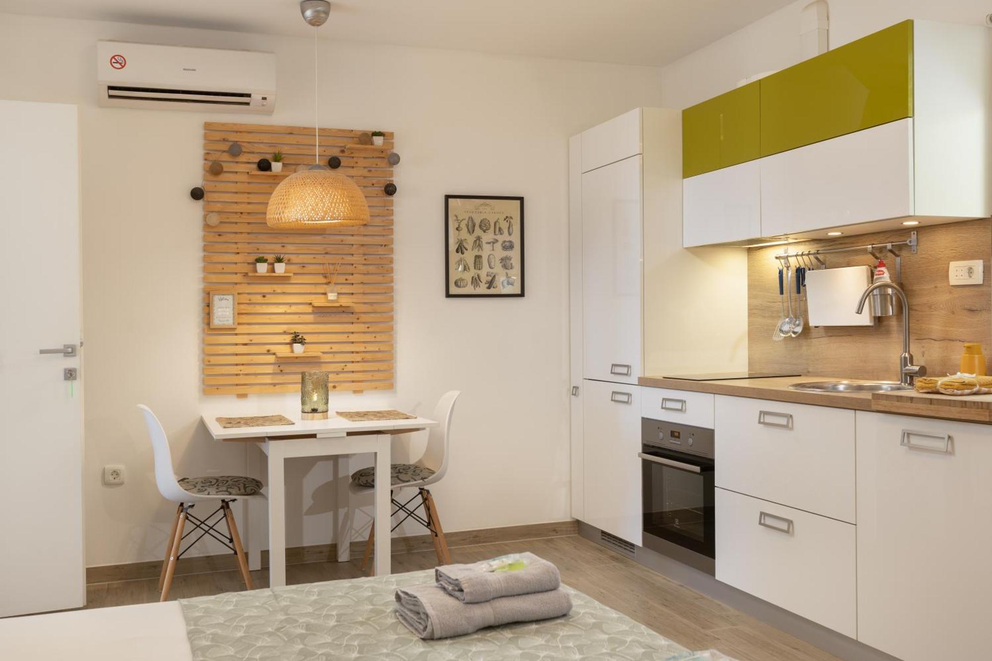 Urban Apartment *